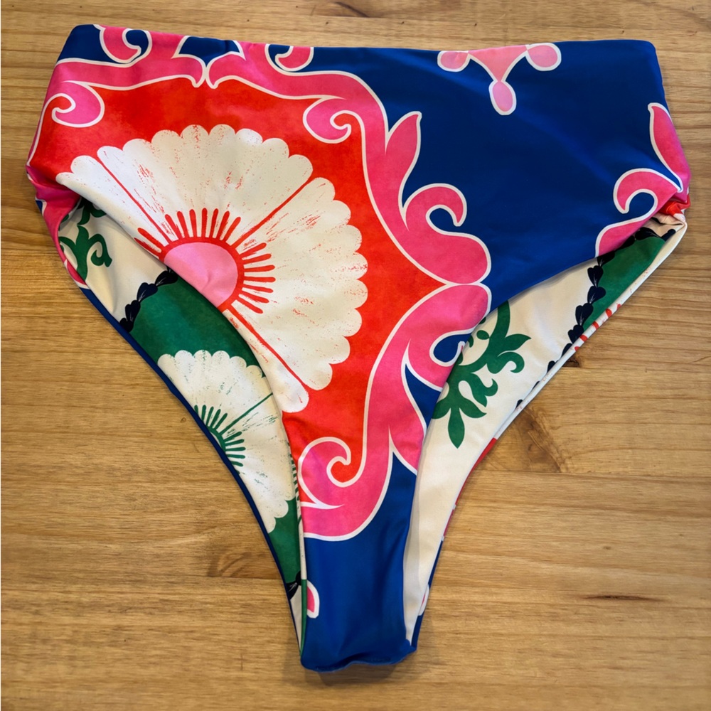 Agua Bendita Reversible High Waist Bikini Bottom